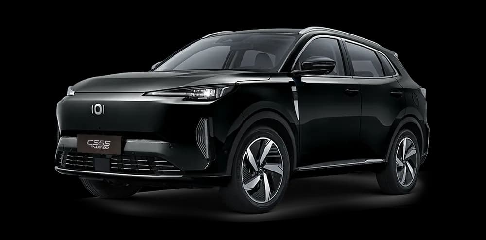 A black Changan CS55.